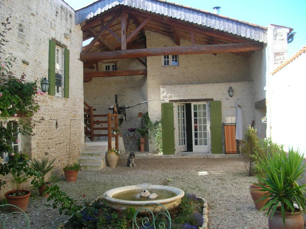 فندق Thairéفي  Les Jardins Saint Leonard المظهر الخارجي الصورة